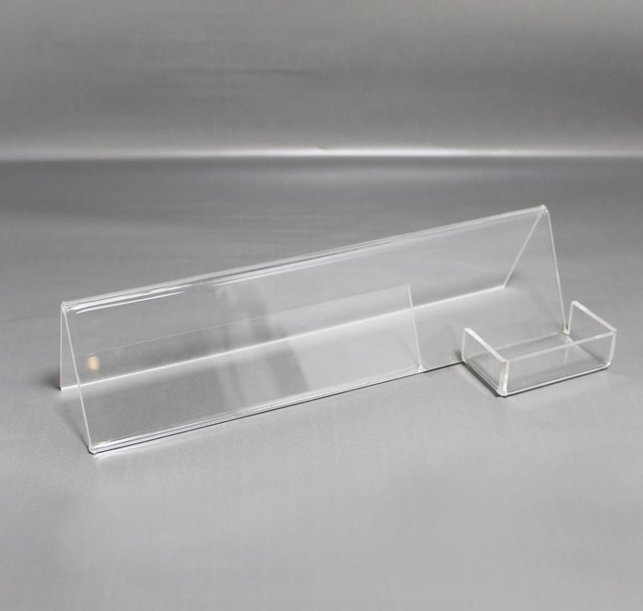 Porta nombre con tarjetero